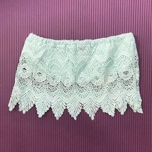 😀Strapless crochet crop top